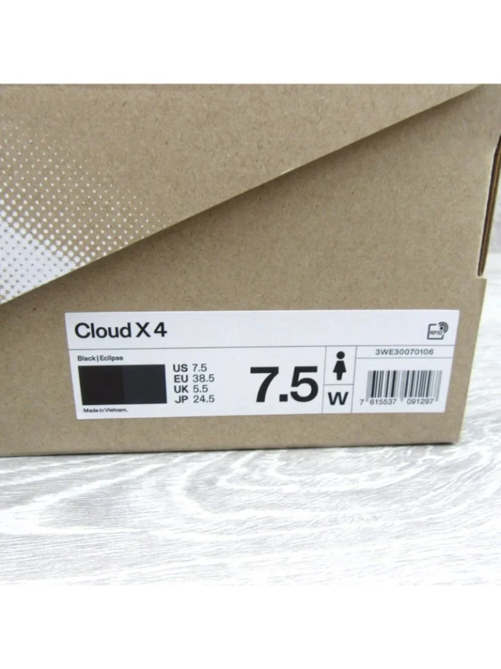 On Cloud X V4 Black Eclipse Gym Running Shoes Women's Size 7.5 NEW